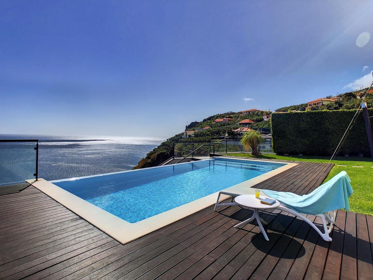 Villa Skylark - By Lovelystay Ponta do Sol  Luaran gambar